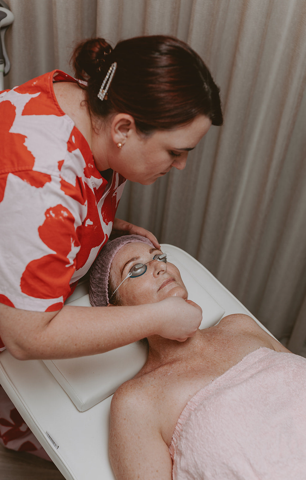 SKIN PERFECTING FACIAL