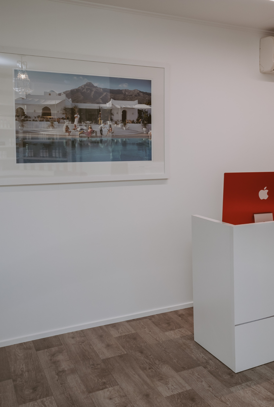 Front desk of Mel Hornery Cosmetics, a premier skin clinic, showcasing a welcoming and modern reception area.